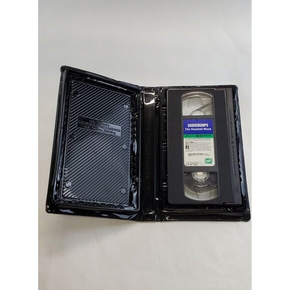 Goosebumps: The Haunted Mask by R.L Stine VHS 1995 - Clamshell - Picture 4 of 5